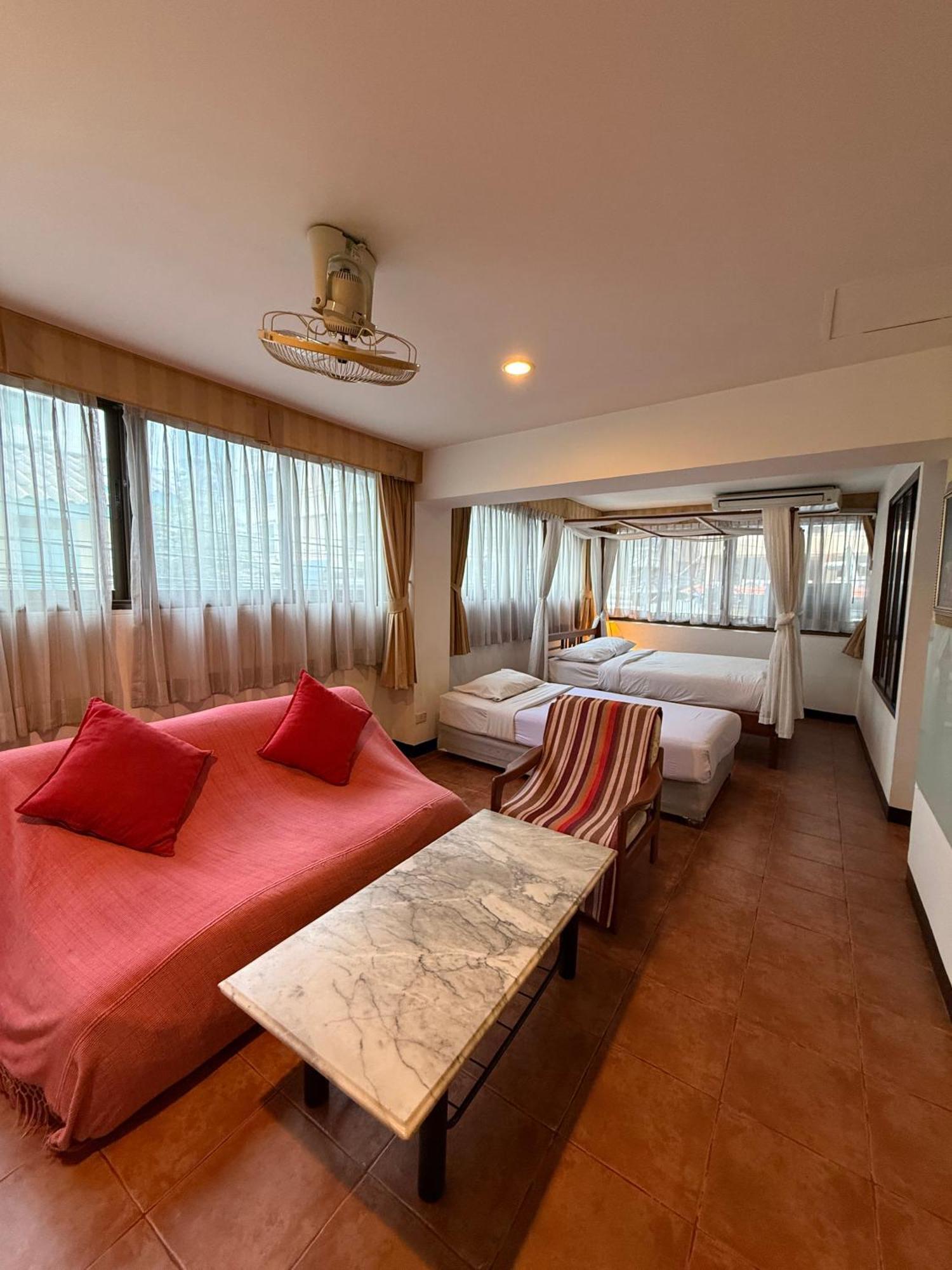 The Best Bangkok House Bagian luar foto