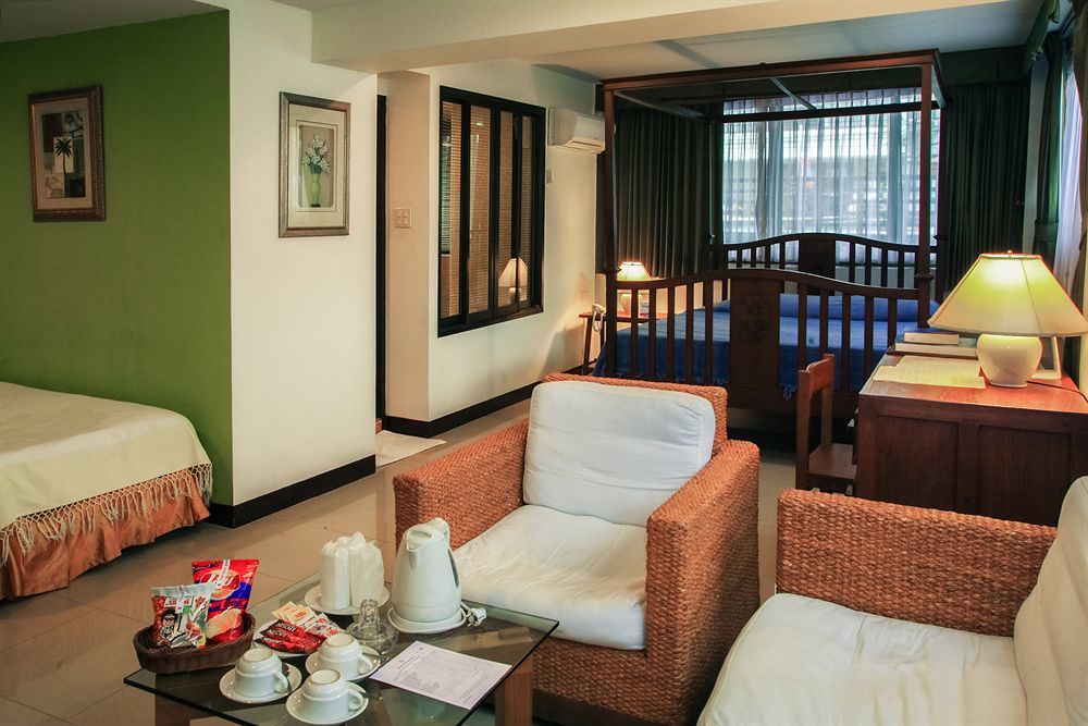 The Best Bangkok House Bagian luar foto